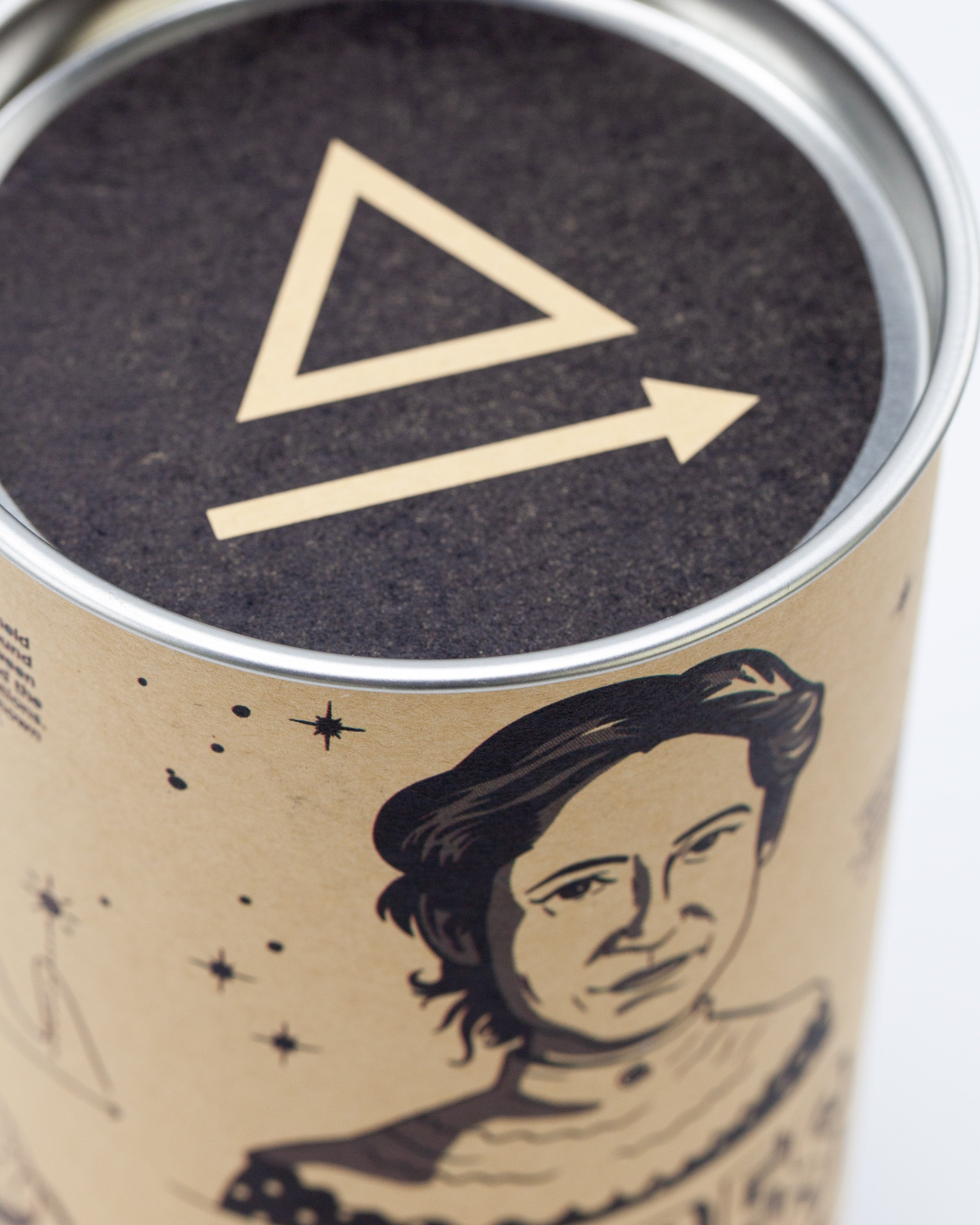 Metal cap of Henrietta Swan Leavitt pint glass packaging by Cognitive Surplus